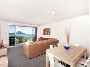 Weatherly Close, Ocean Shores, Unit 10, 27, Nelson Bay